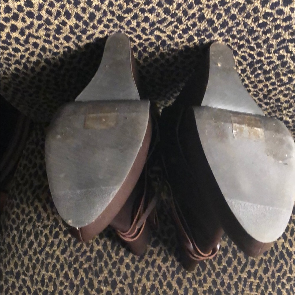 Shoes - Picture 3 of 3